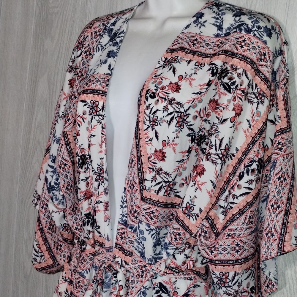 Colorful kimono - Picture 2 of 6